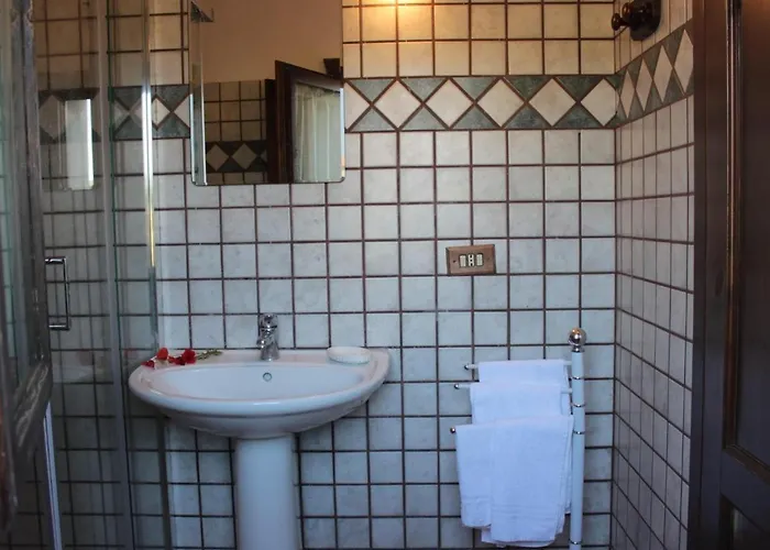 D Pietraia 11b Trilo Apart Otel Badesi